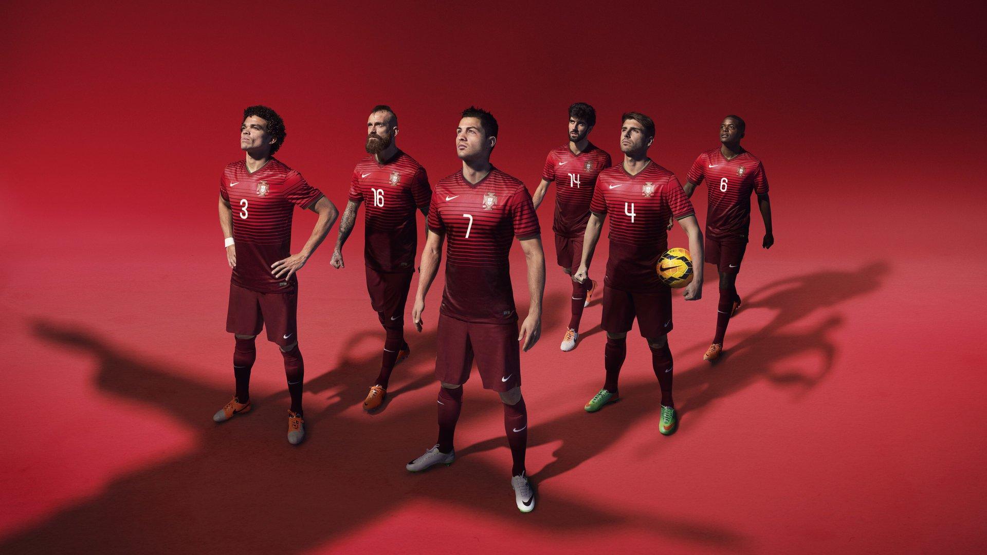 詹姆斯末节爆发率队逆转，湖人险胜勇士挺进西部决赛