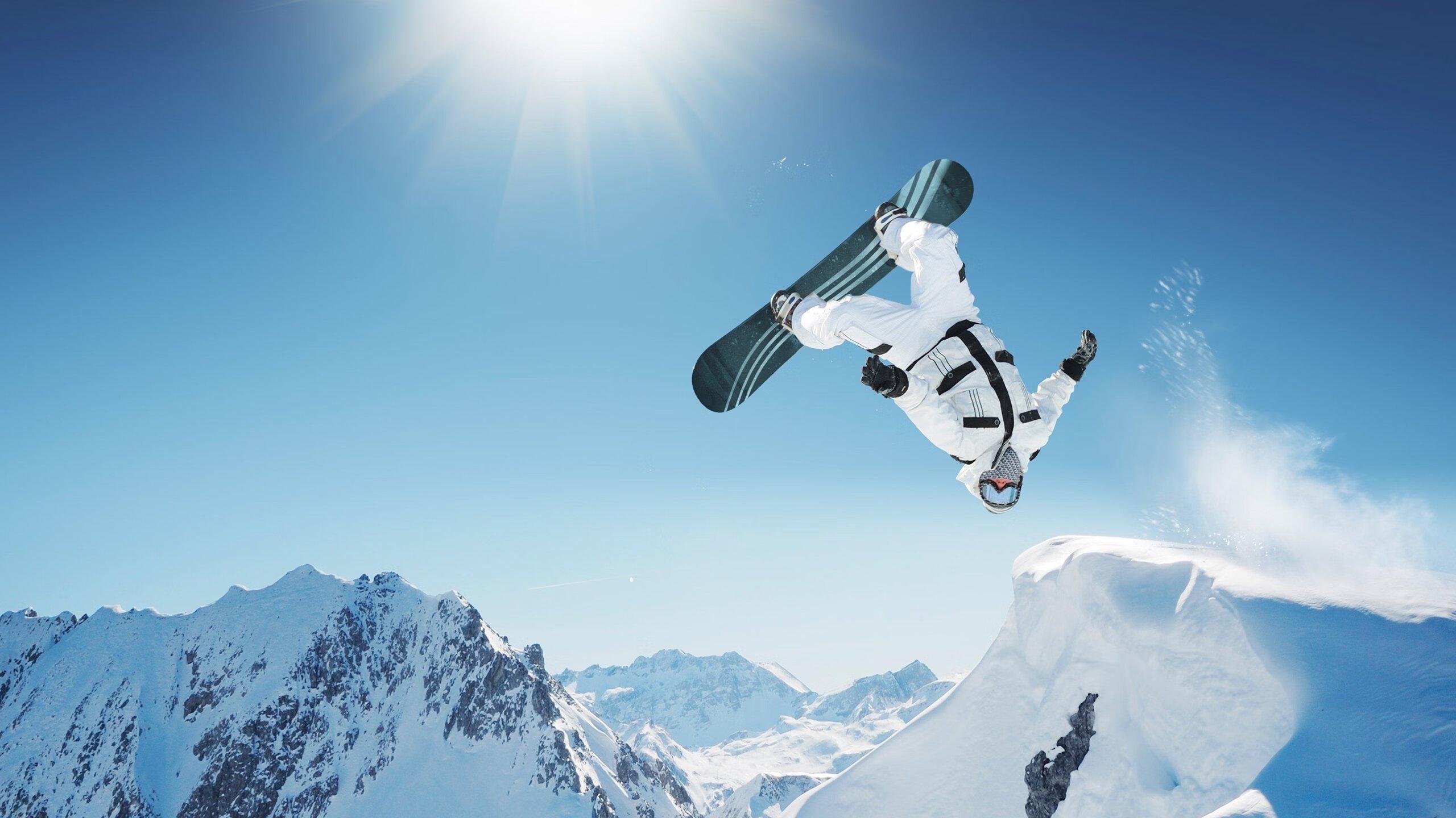 全国田径锦标赛跳远项目激战正酣 新星闪耀刷新赛季最佳成绩