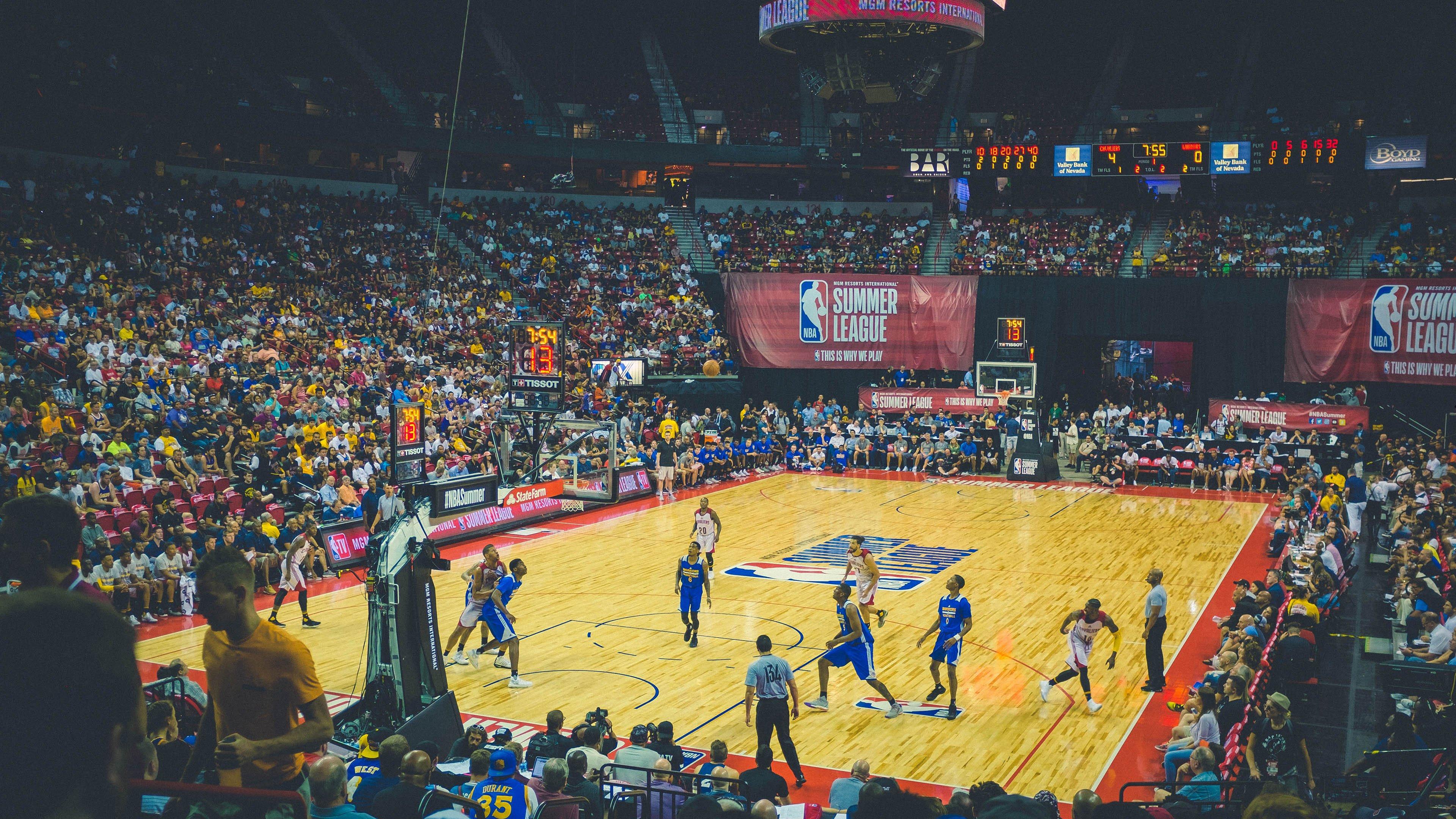 德拉古辛伤愈复出闪耀训练场，十个月等待终迎绿茵曙光